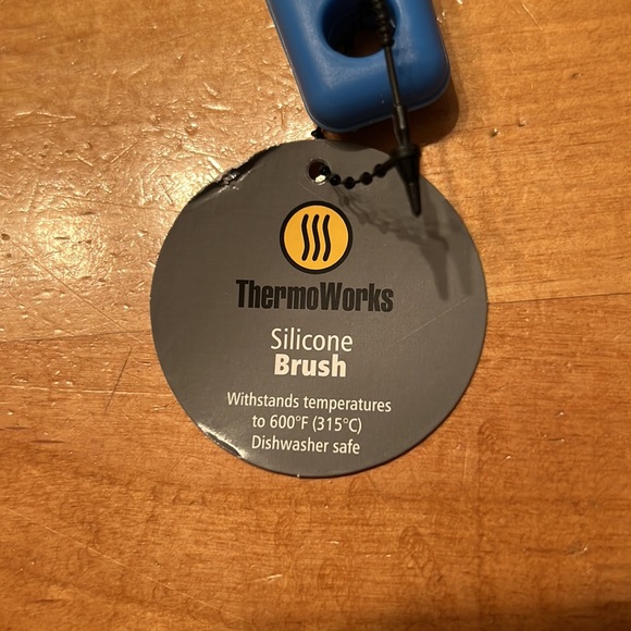 ThermoWorks Hi-temp Silicone Brush - Picture 2 of 4